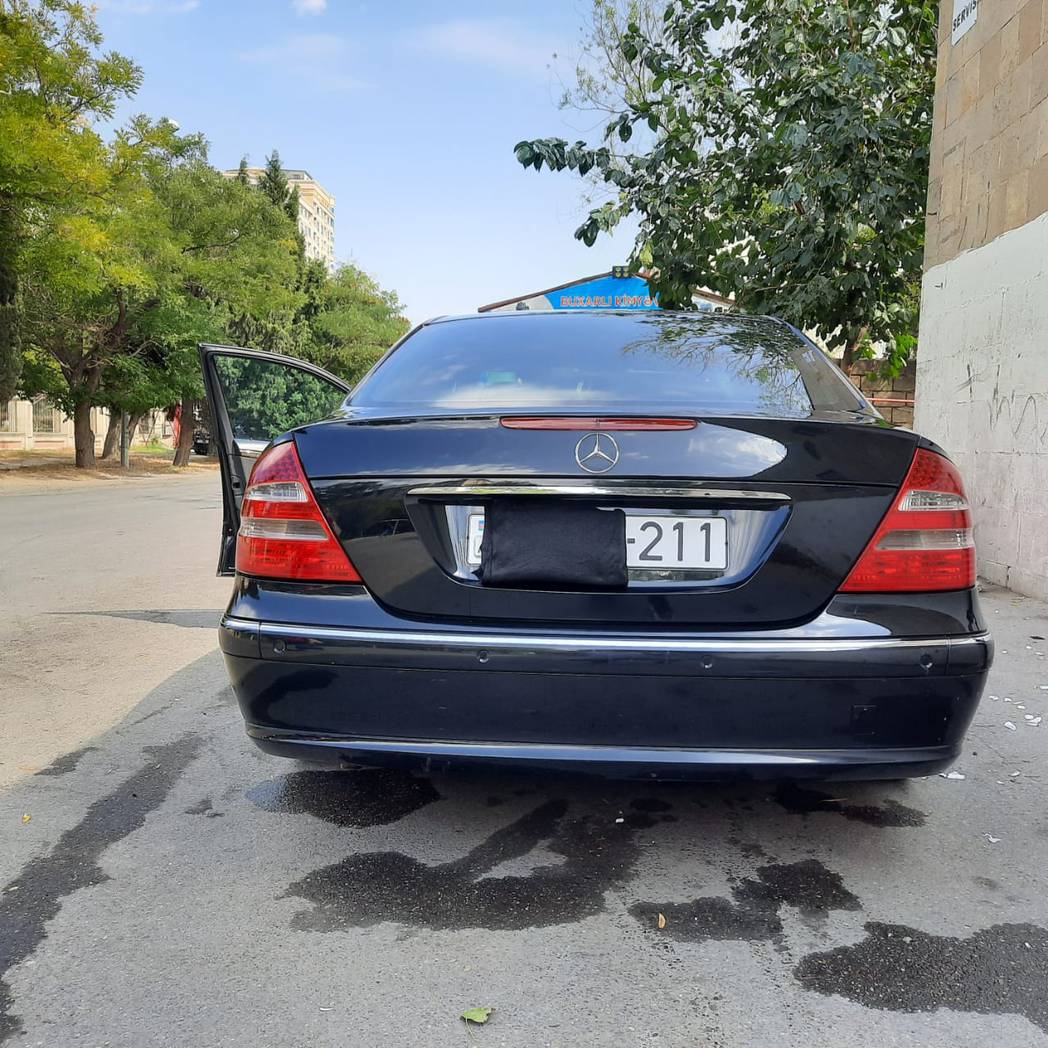 Mercedes E 240, 2003 il, 2.4 L, 72 000 km