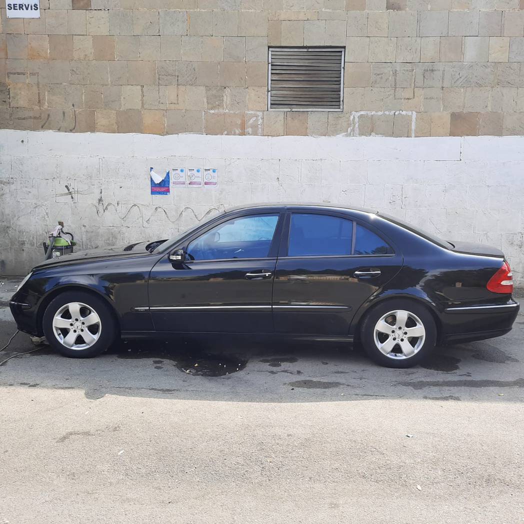 Mercedes E 240, 2003 il, 2.4 L, 72 000 km