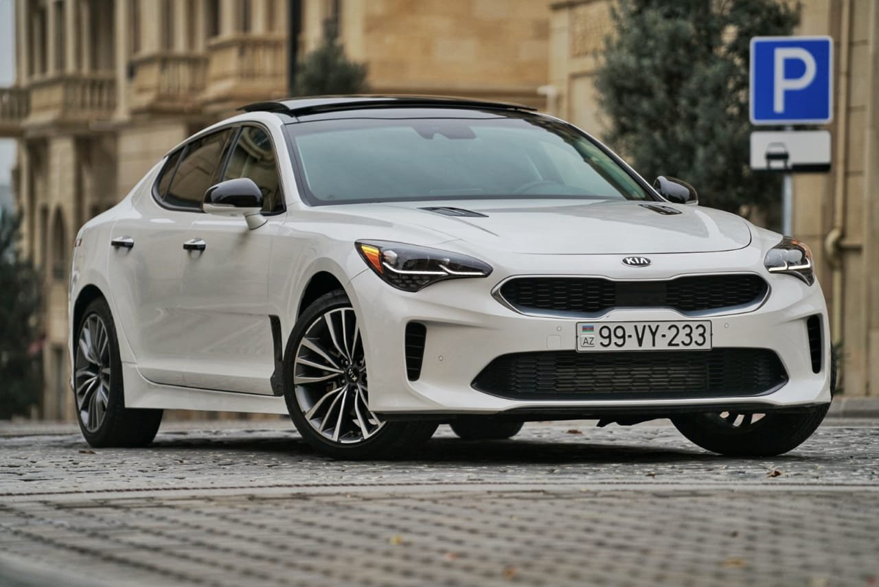 Kia Stinger, 2018 il, 2.0 L, 19 000 km