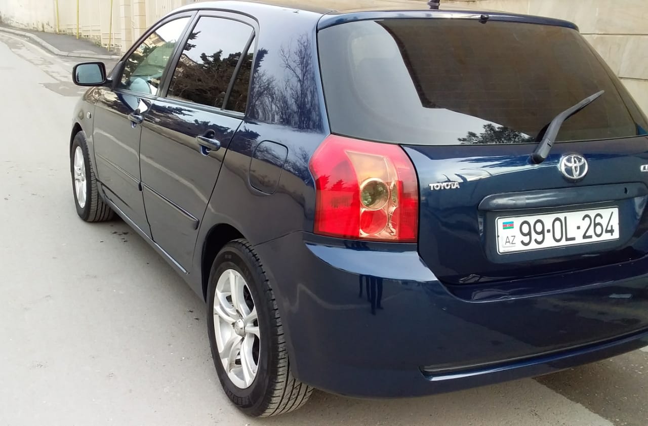 Toyota Corolla, 2005 il, 1.4 L, 188 000 km