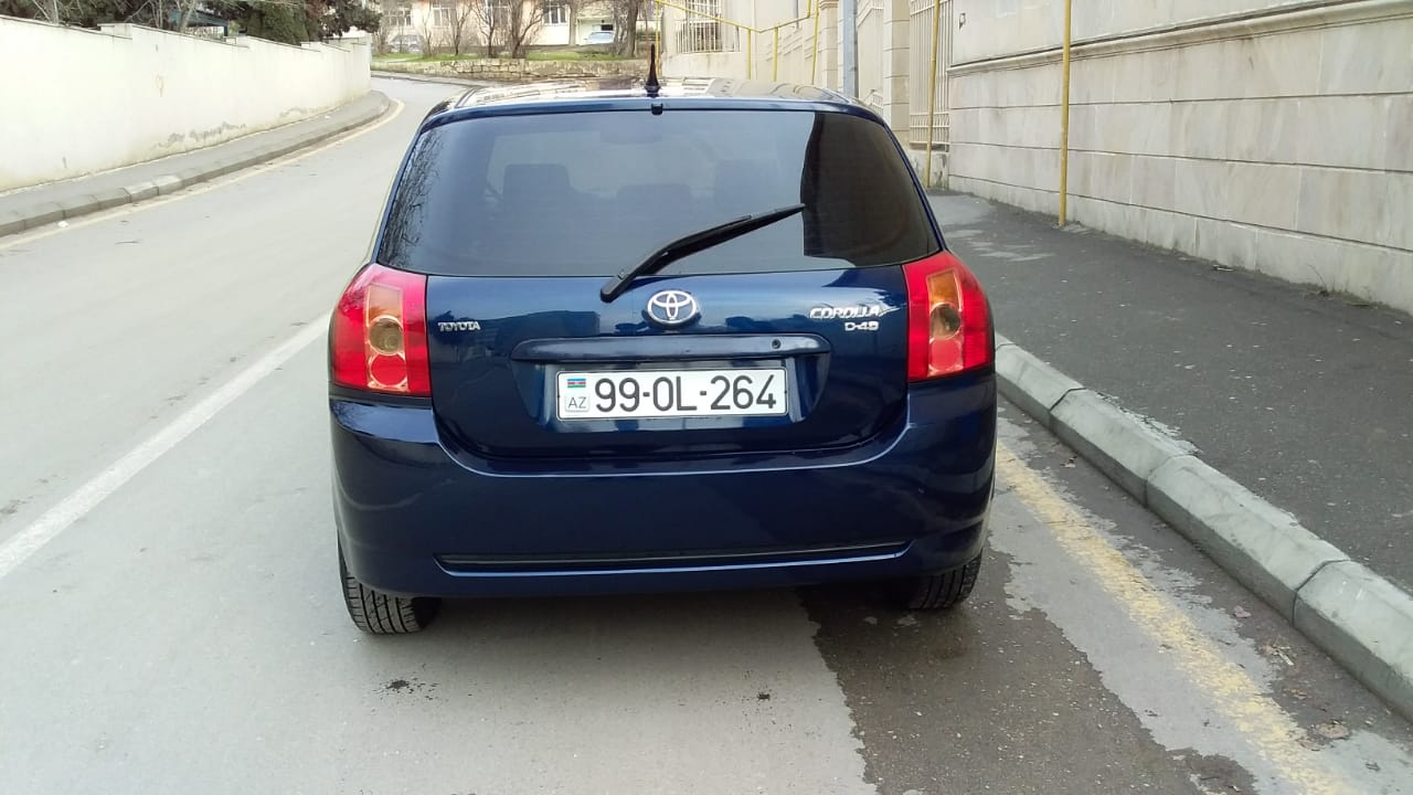 Toyota Corolla, 2005 il, 1.4 L, 188 000 km