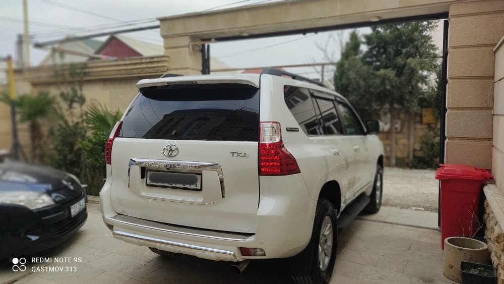 Toyota Land Cruiser, 2011 il, 2.7 L, 1 km