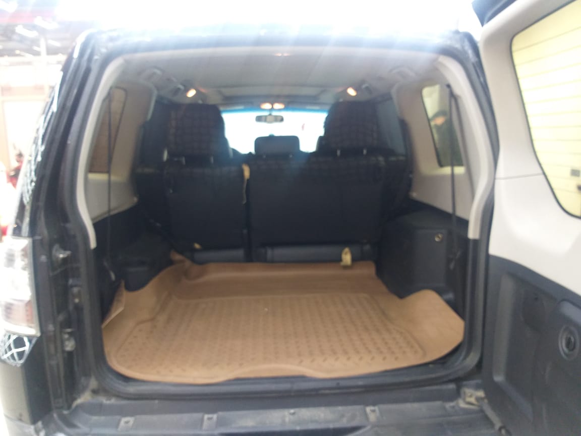 Mitsubishi Pajero, 2008 il, 3.0 L, 1 km