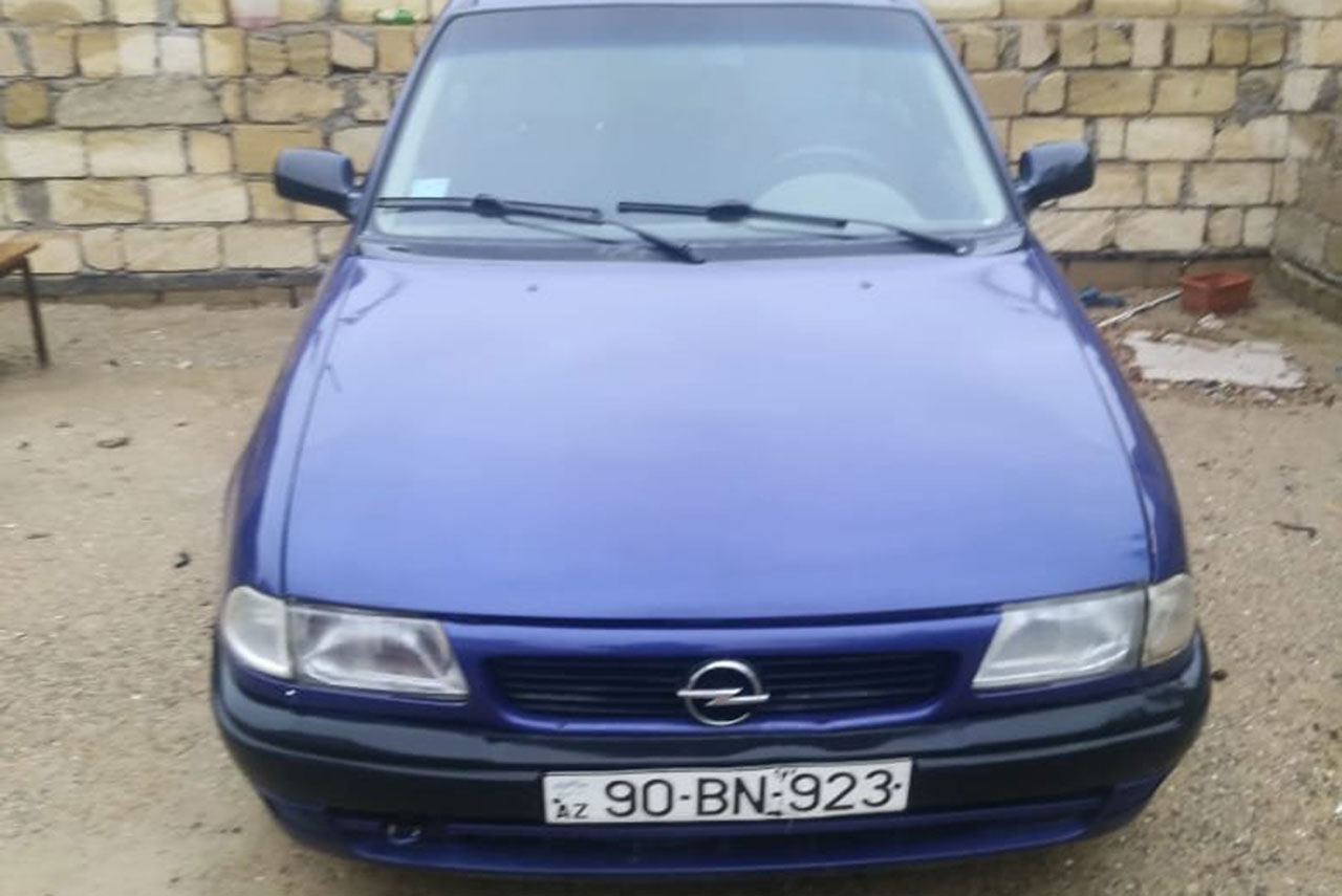 Opel Astra, 1997 il, 1.8 L, 1 km