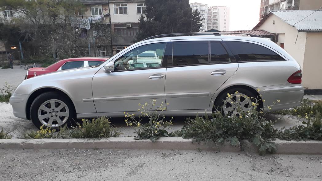Mercedes E 220, 2008 il, 2.2 L, 267 000 km