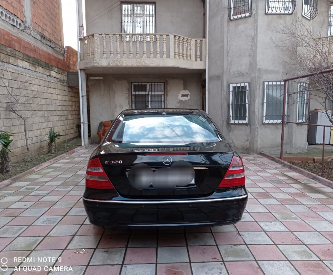 Mercedes E 320, 2002 il, 3.2 L, 258 321 km