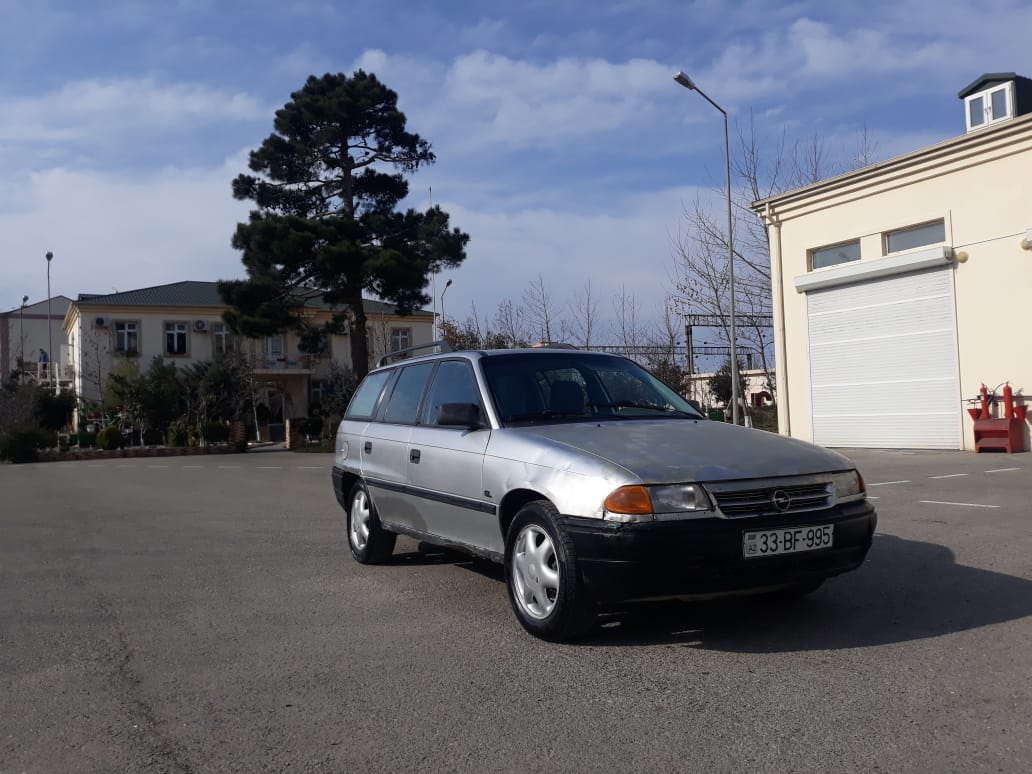Opel Astra, 1992 il, 1.7 L, 426 000 km