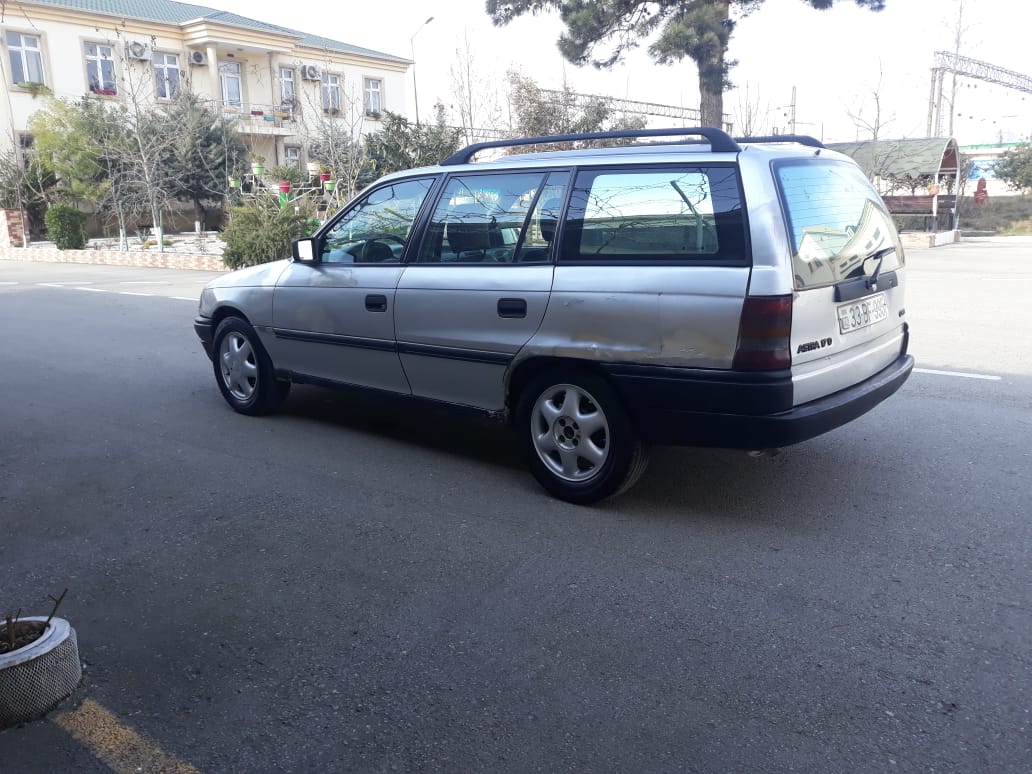 Opel Astra, 1992 il, 1.7 L, 426 000 km