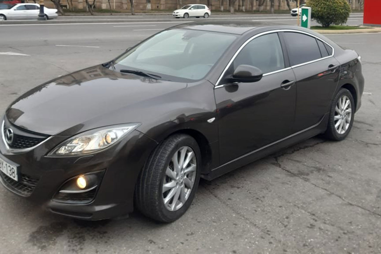 Mazda 6, 2012 il, 2.0 L, 105 000 km