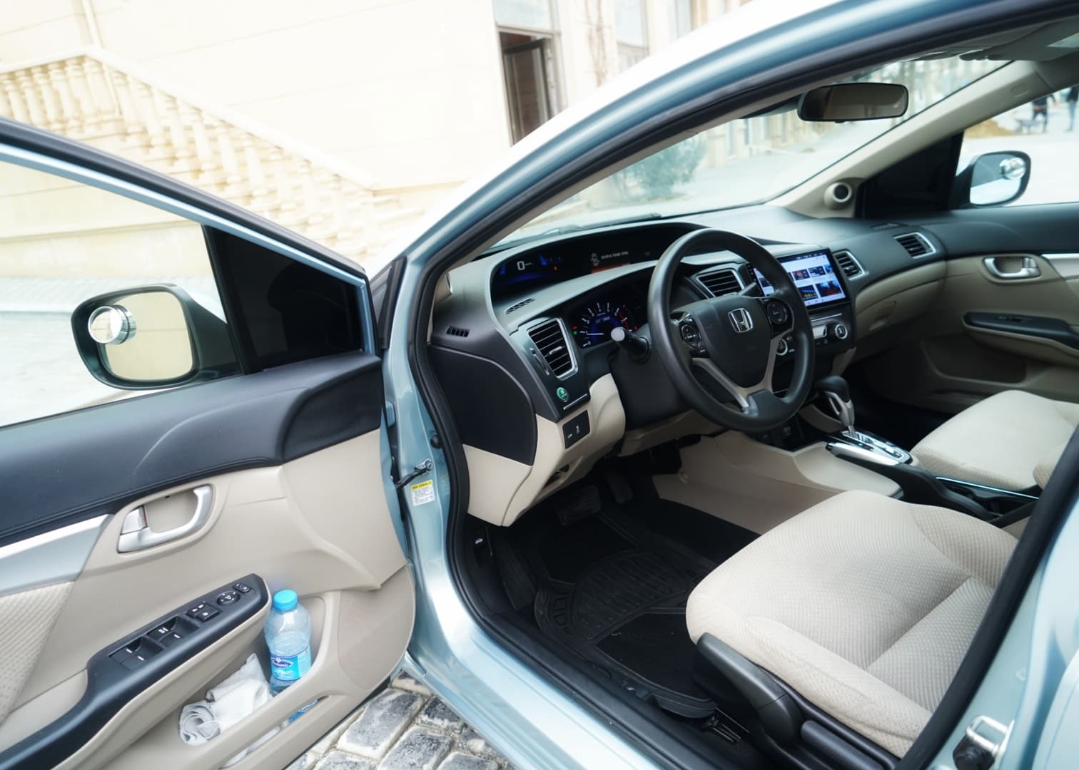 Honda Civic, 2013 il, 1.5 L, 129 000 km