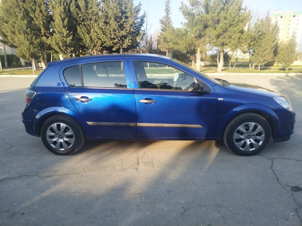 Opel Astra, 2009 il, 1.4 L, 171 000 km