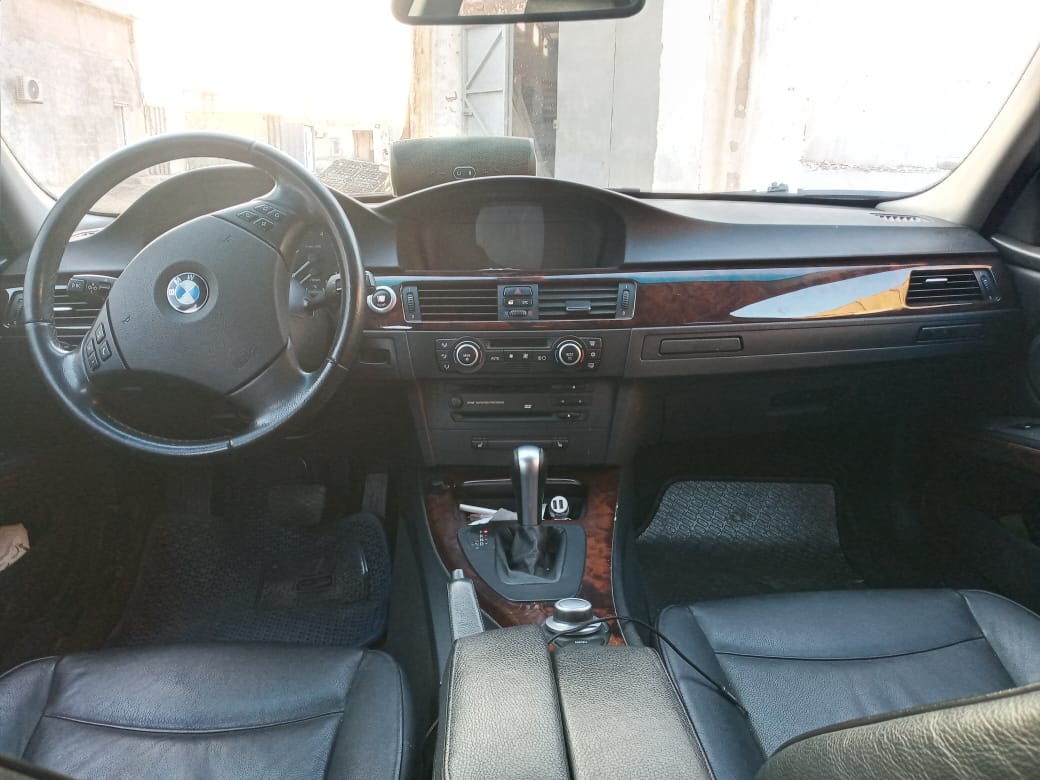 BMW 320, 2006 il, 2.0 L, 228 000 km