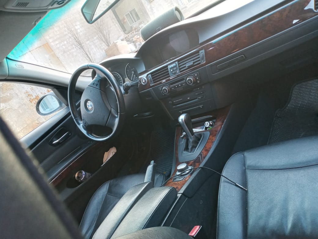 BMW 320, 2006 il, 2.0 L, 228 000 km