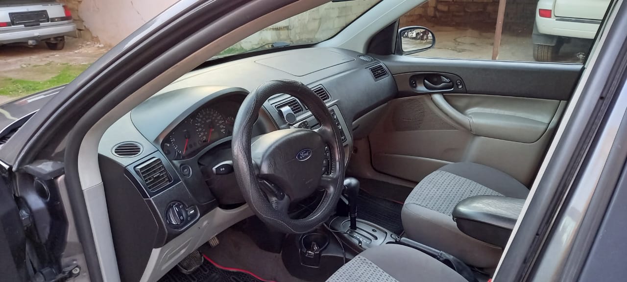 Ford Focus, 2006 il, 2.0 L, 262 473 km