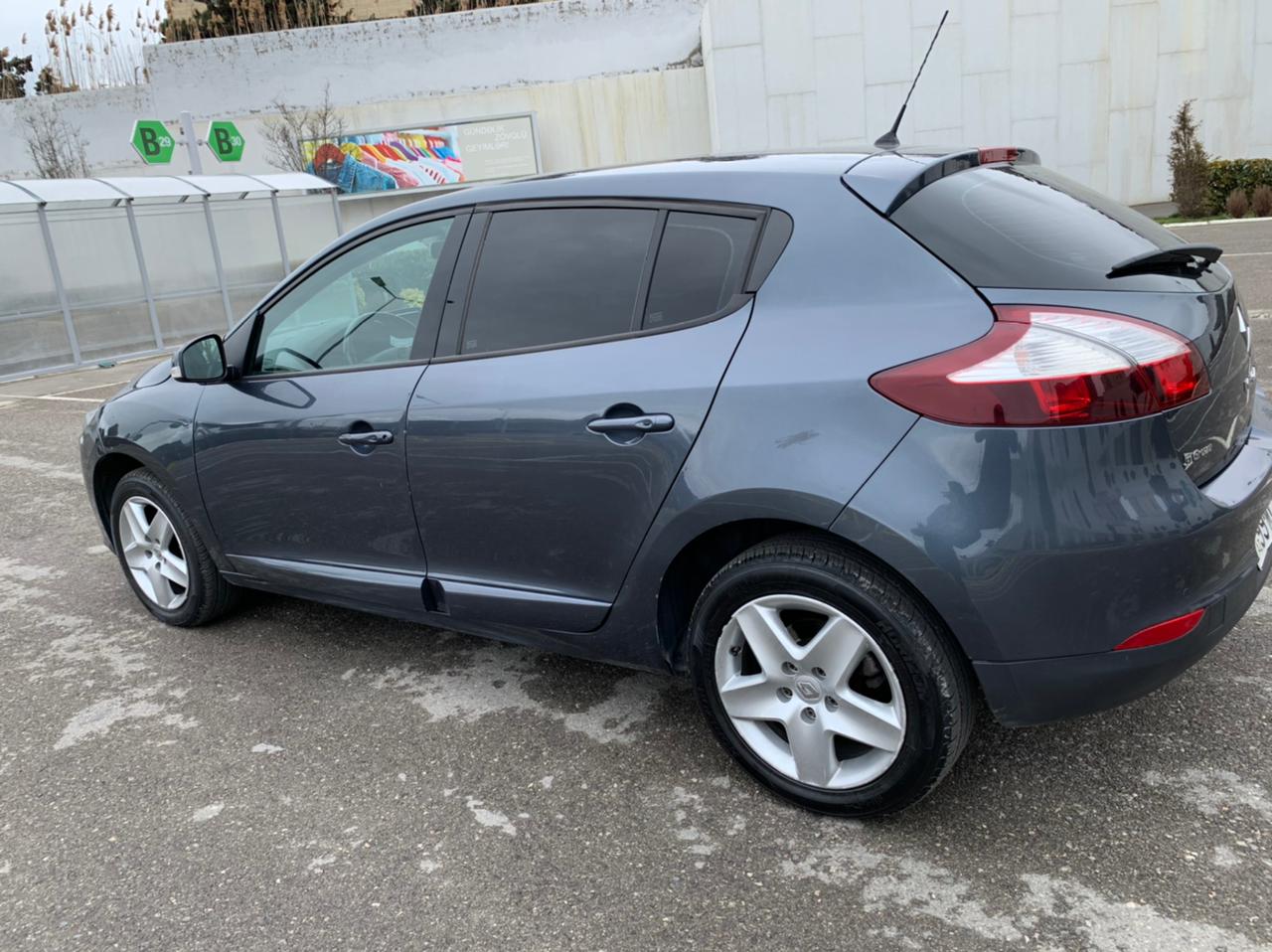 Renault Megane, 2015 il, 1.5 L, 178 000 km