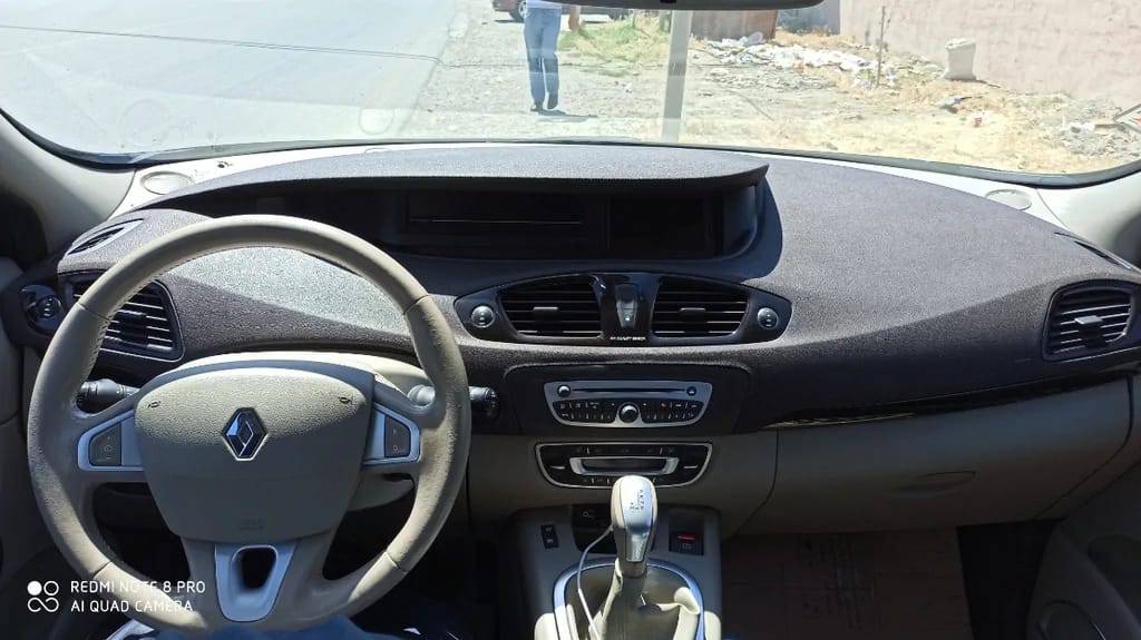 Renault Grand Scenic, 2011 il, 1.5 L, 321 000 km