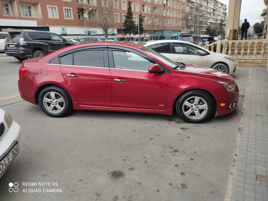 Chevrolet Cruze, 2011 il, 1.4 L, 177 000 km
