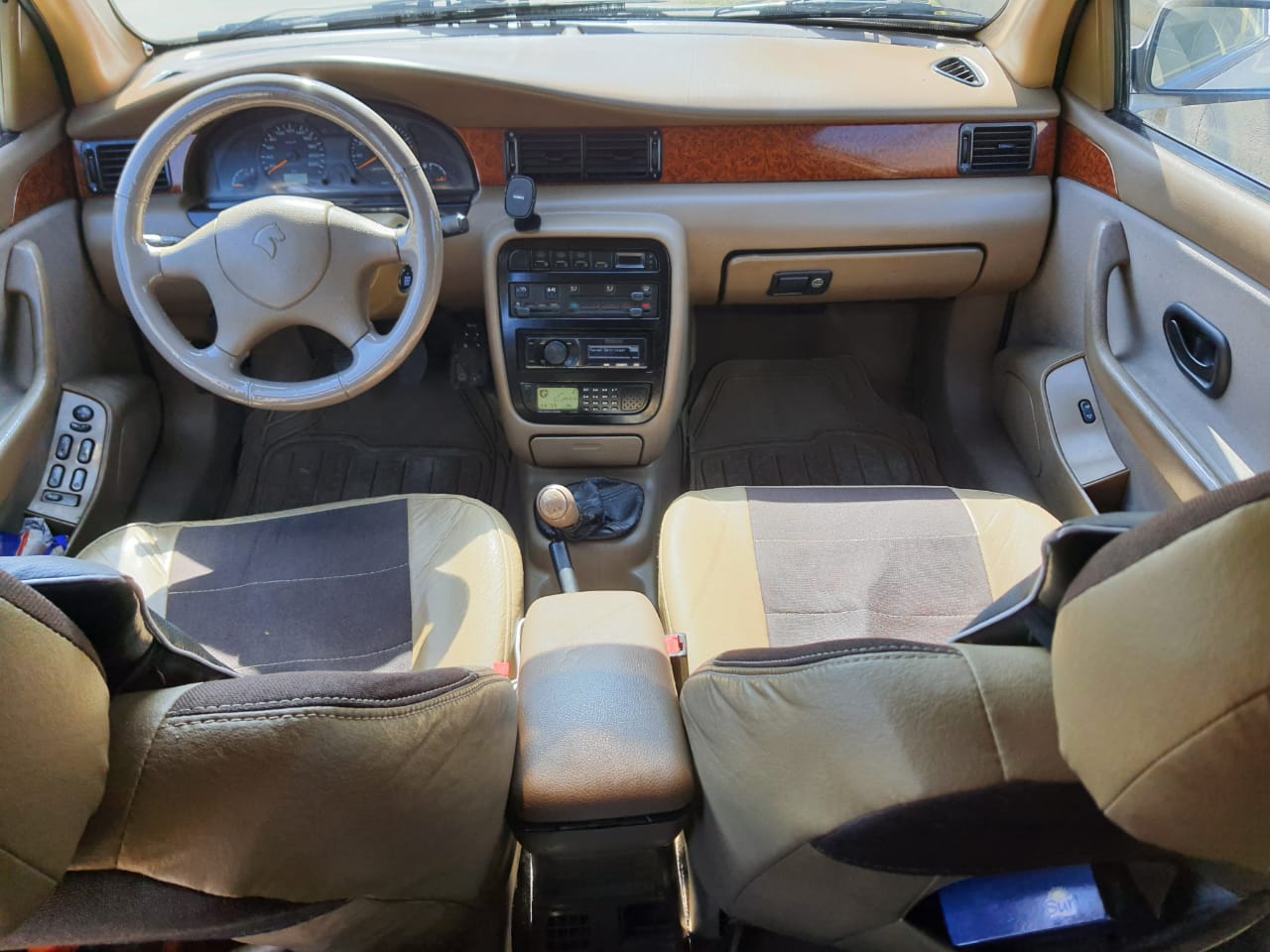 Iran Khodro Azsamand, 2005 il, 1.8 L, 382 000 km