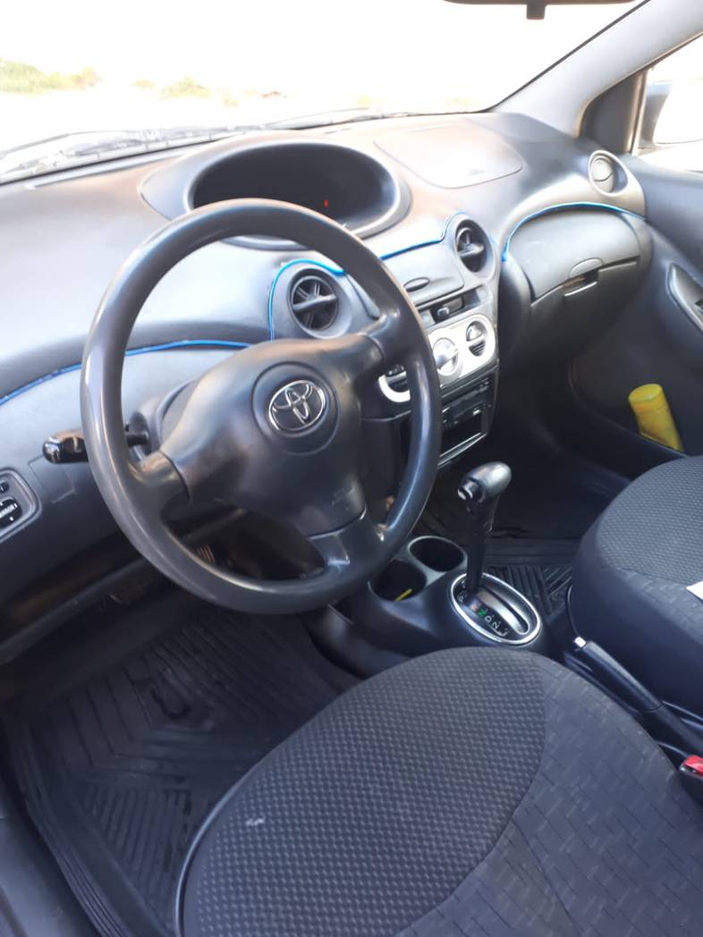 Toyota Vitz, 2004 il, 1.3 L, 168 000 km