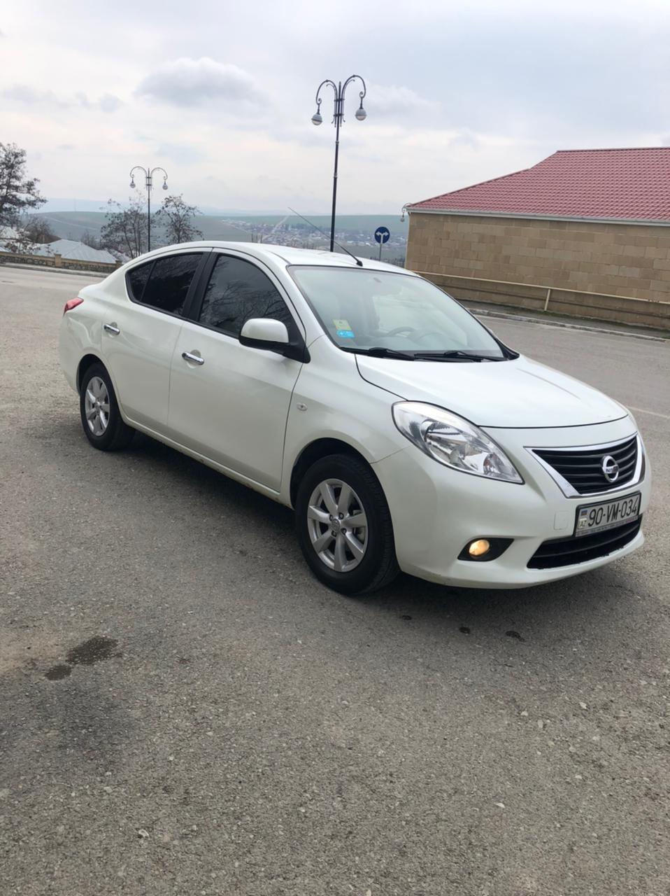 Nissan Sunny, 2012 il, 1.5 L, 119 000 km
