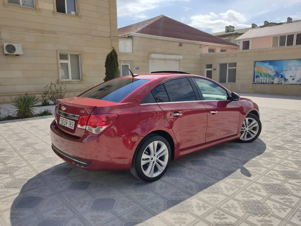 Chevrolet Cruze, 2012 il, 1.4 L, 155 000 km