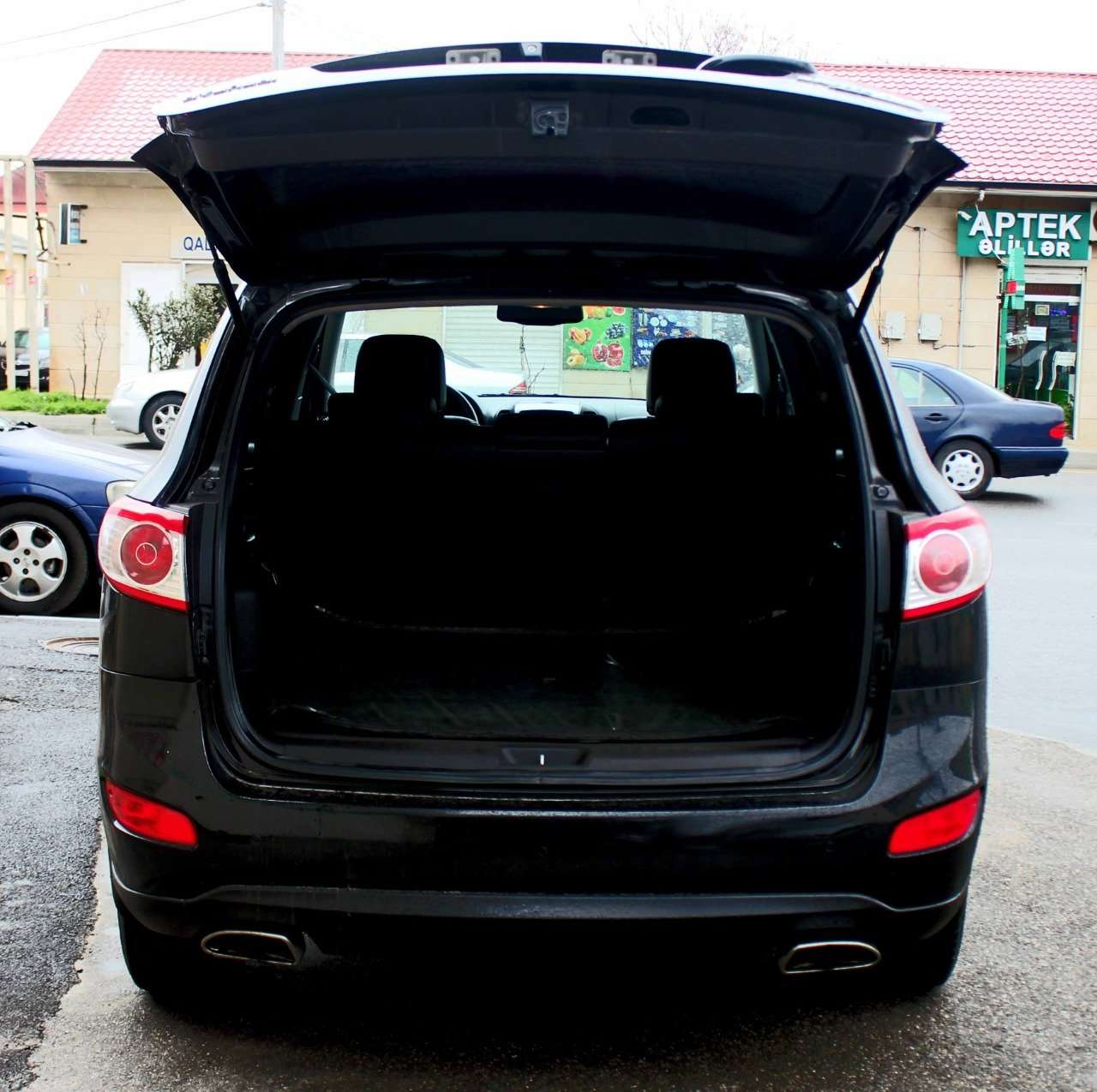 Hyundai Santa Fe, 2010 il, 3.5 L, 305 000 km
