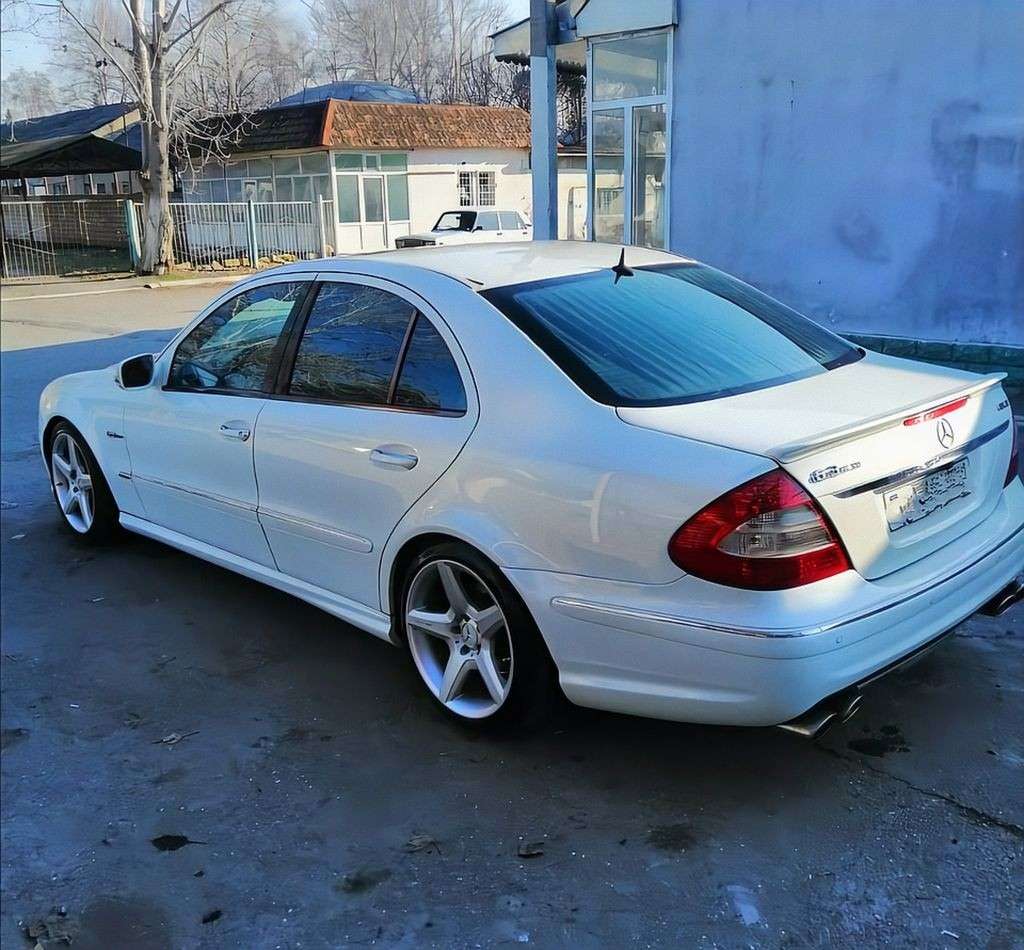 Mercedes E 320, 2003 il, 3.2 L, 349 000 km