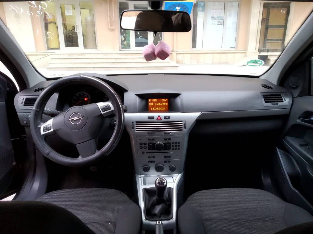 Opel Astra, 2009 il, 1.4 L, 173 600 km