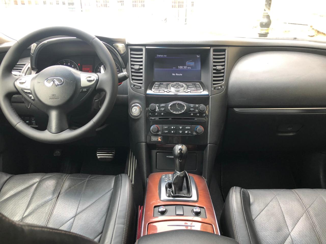 Infiniti FX35, 2011 il, 3.5 L, 263 000 km