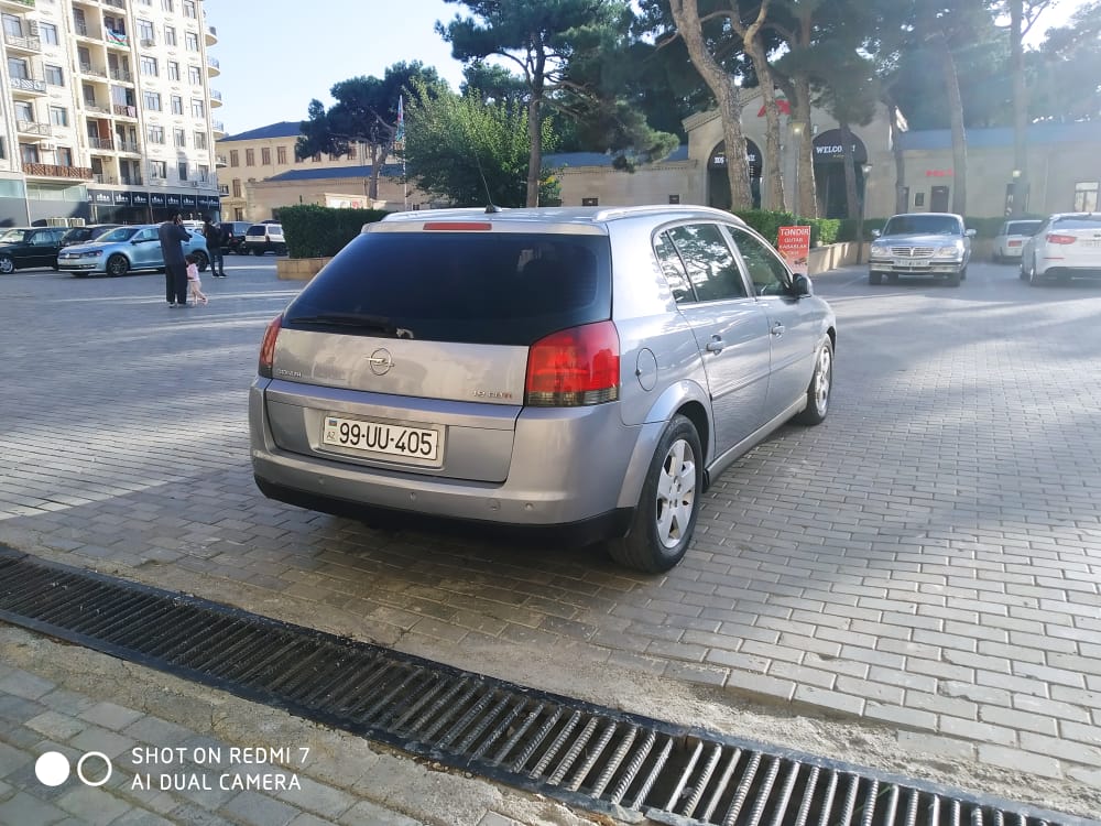 Opel Signum, 2005 il, 1.9 L, 342 000 km