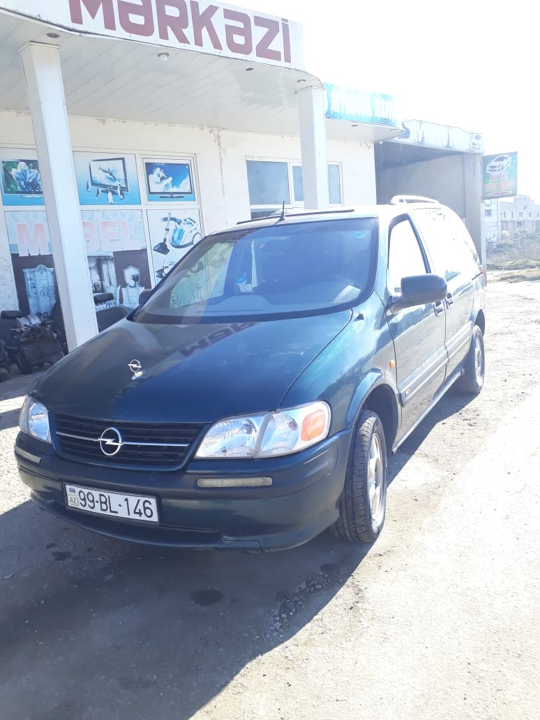 Opel Sintra, 1998 il, 2.2 L, 402 000 km