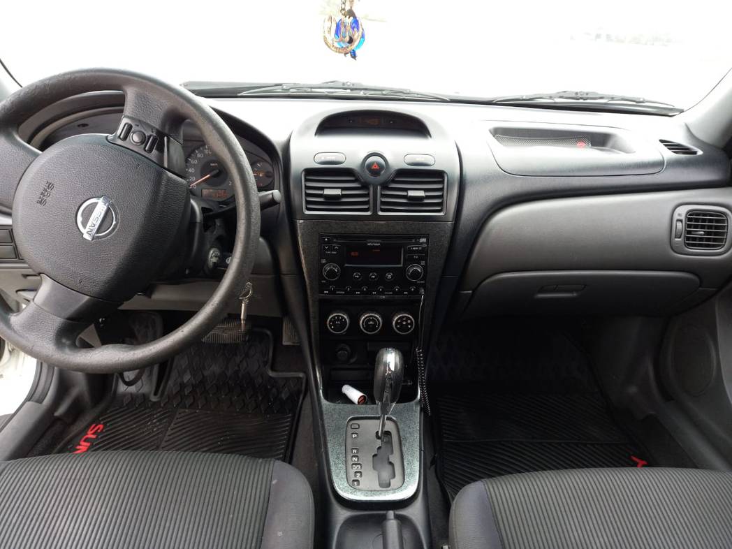 Nissan Sunny, 2011 il, 1.6 L, 155 000 km