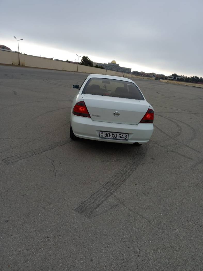 Nissan Sunny, 2011 il, 1.6 L, 155 000 km