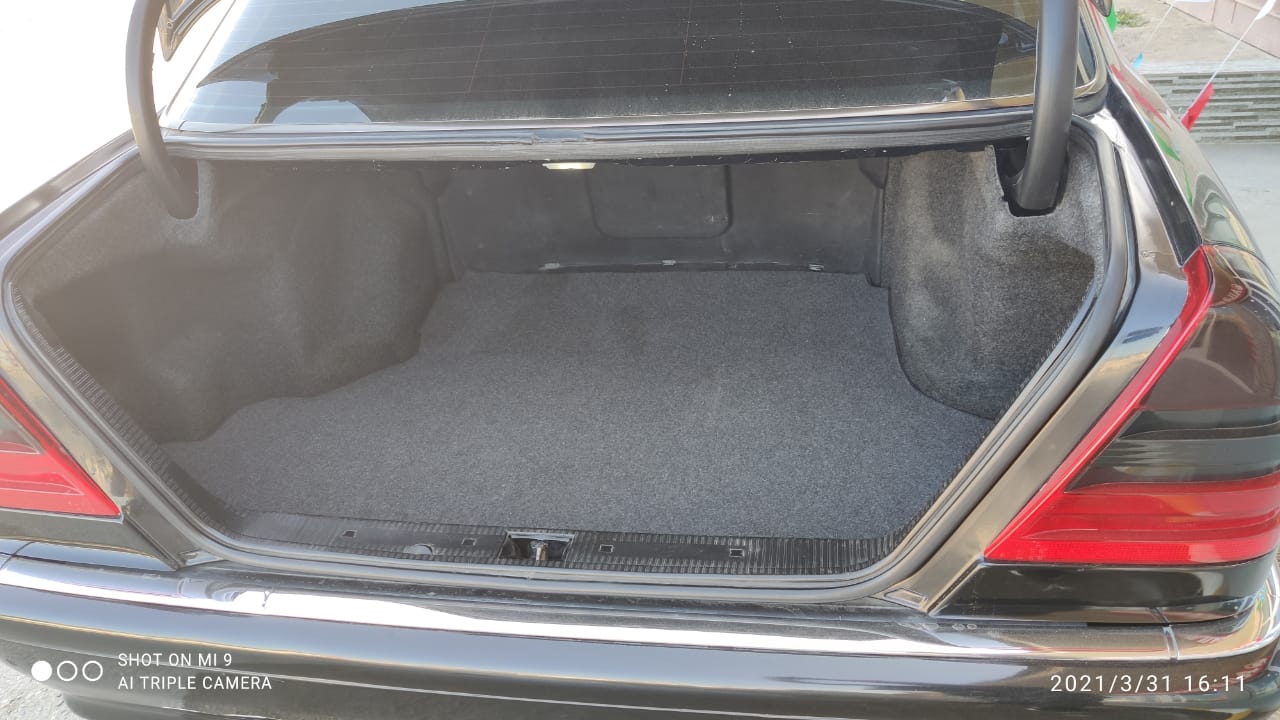 Mercedes C 230, 1999 il, 2.3 L, 228 000 km