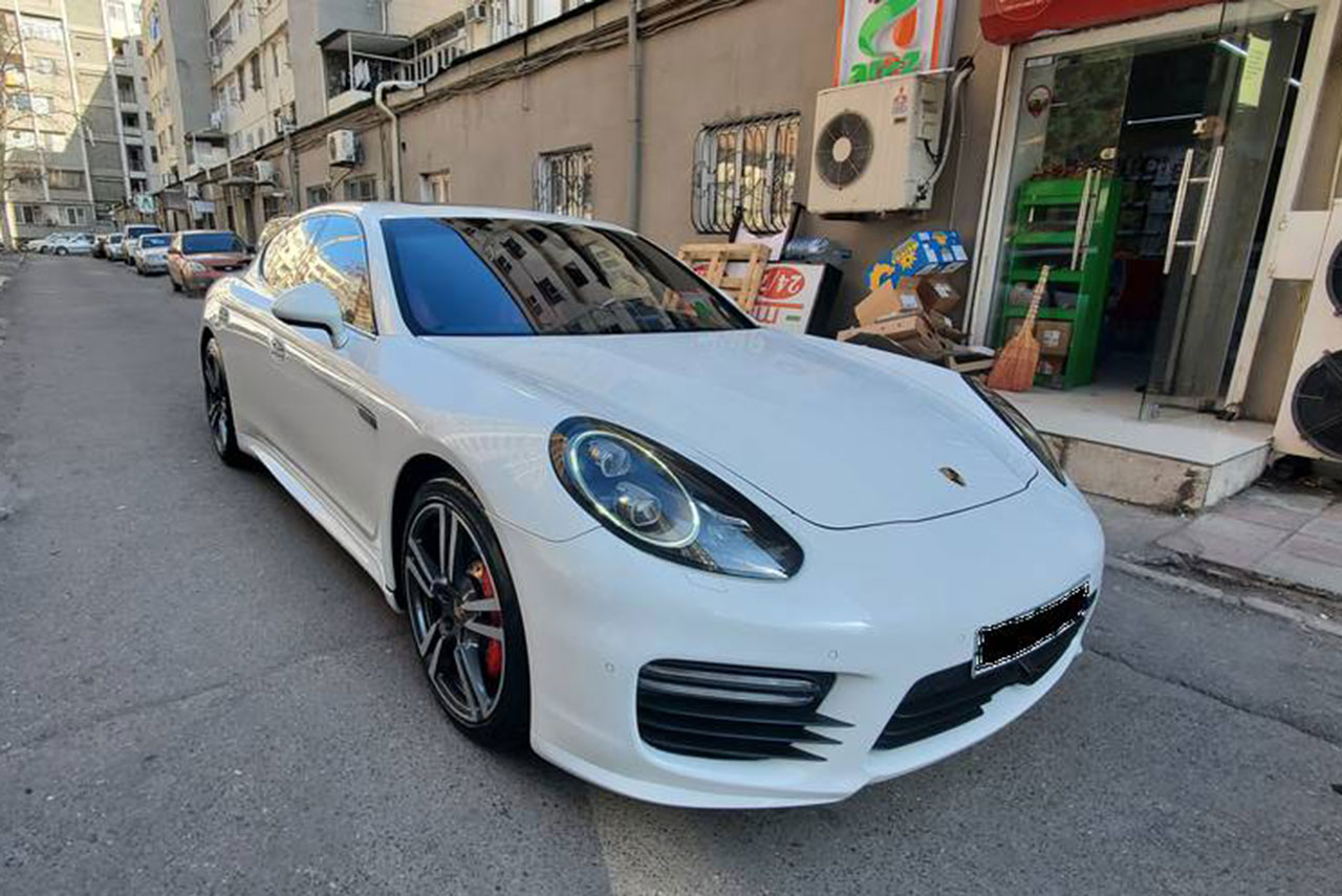 Porsche Panamera GTS, 2013 il, 4.4 L, 95 900 km