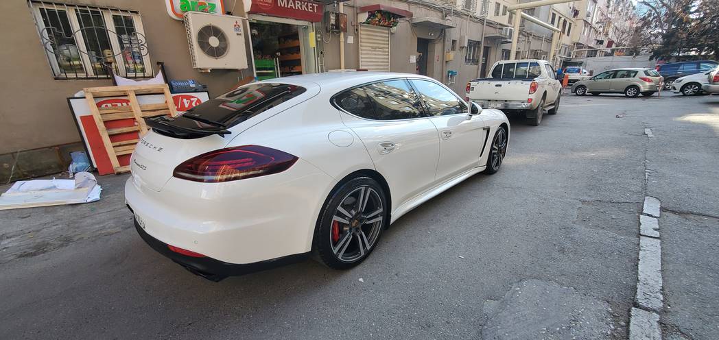 Porsche Panamera GTS, 2013 il, 4.4 L, 95 900 km