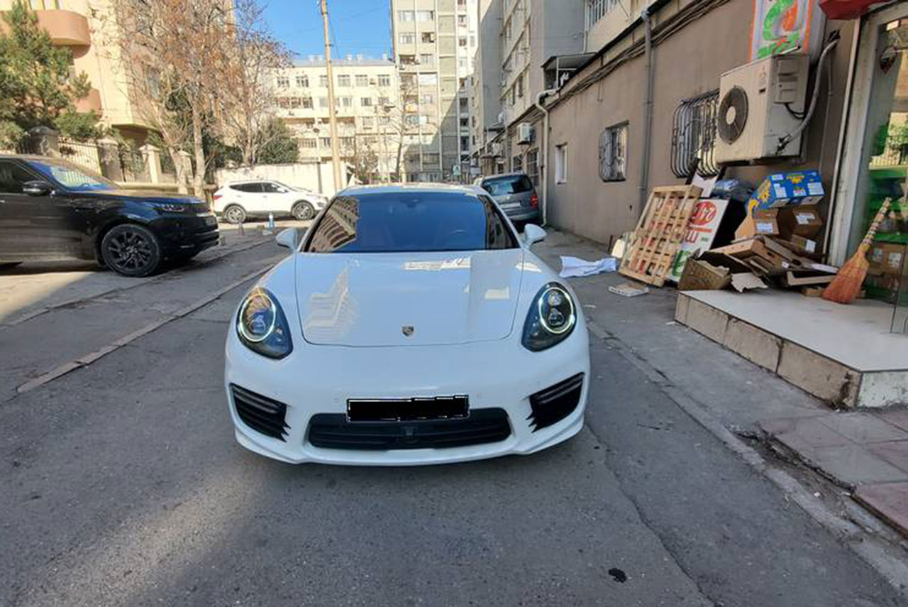 Porsche Panamera GTS, 2013 il, 4.4 L, 95 900 km