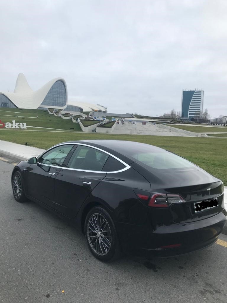 Tesla Model 3, 2019 il, 0.05 L, 49 500 km