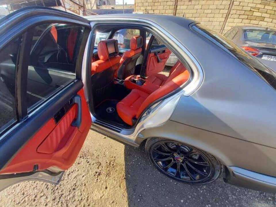 BMW 525, 1988 il, 2.5 L, 458 236 km
