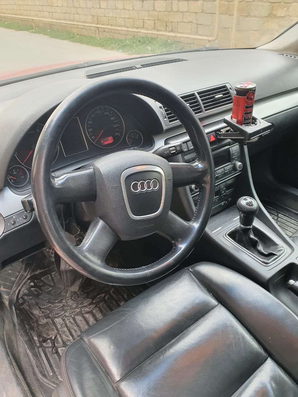 Audi A4, 2006 il, 2.0 L, 301 000 km
