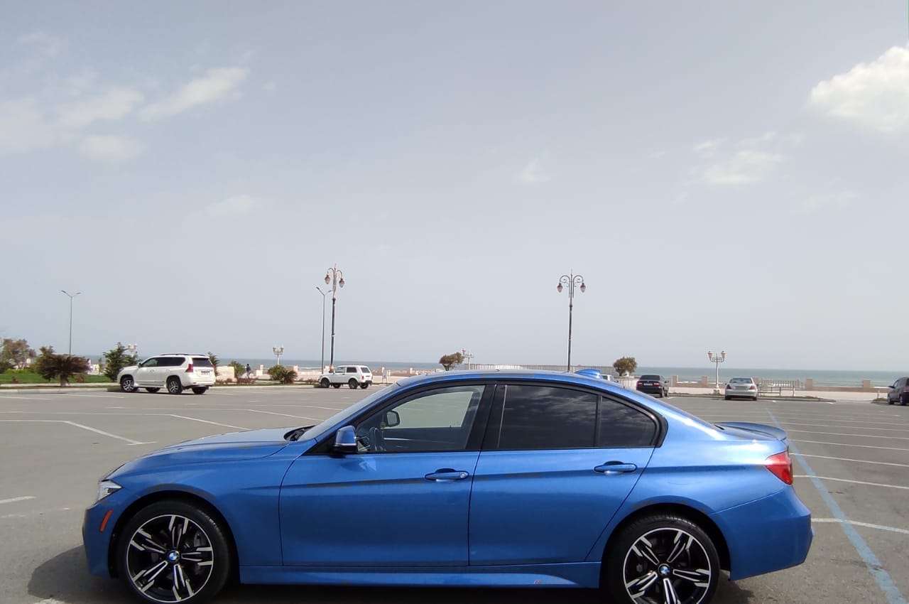 BMW 328, 2015 il, 2.0 L, 95 000 km