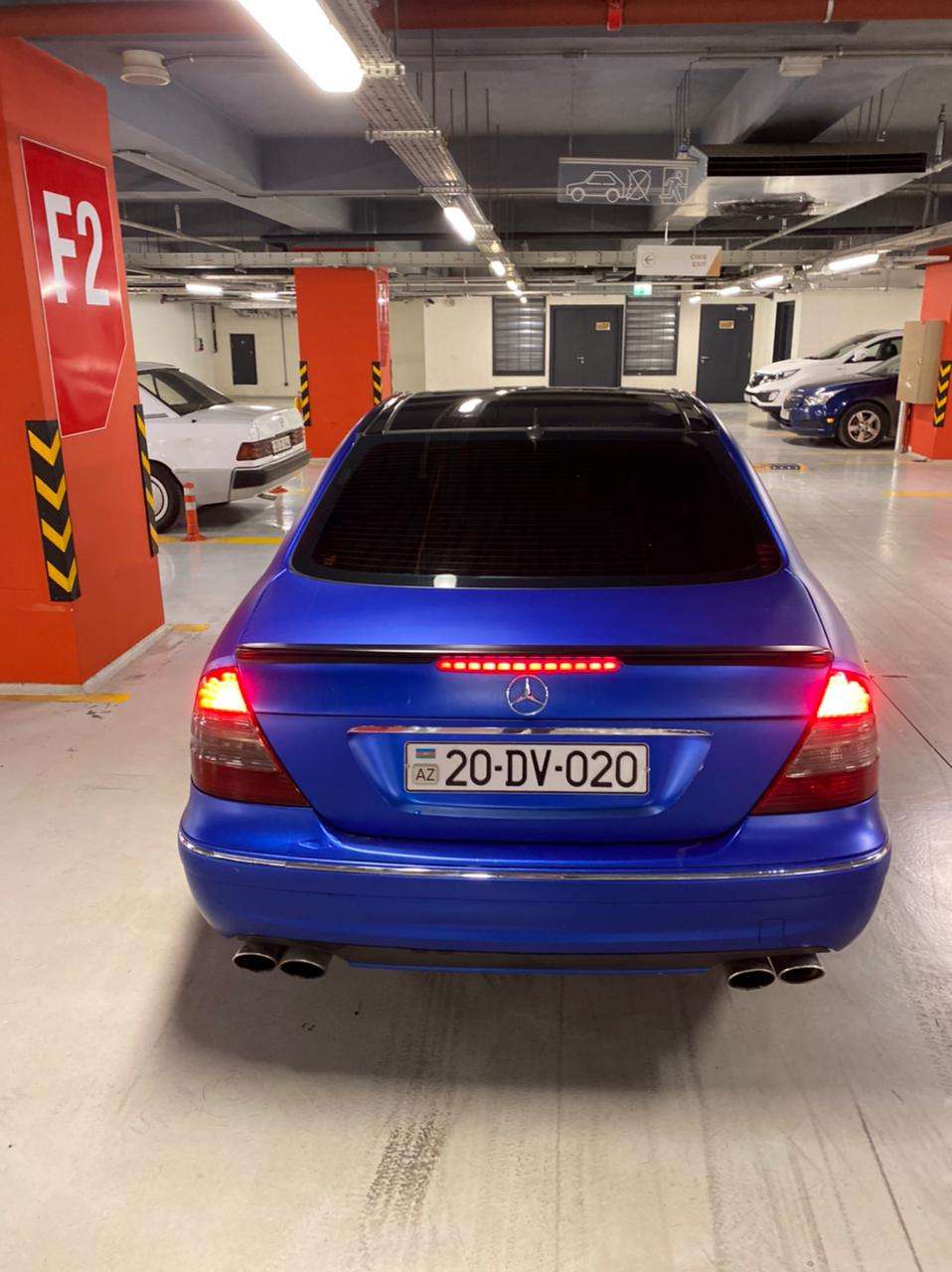 Mercedes E 320, 2002 il, 3.2 L, 274 200 km