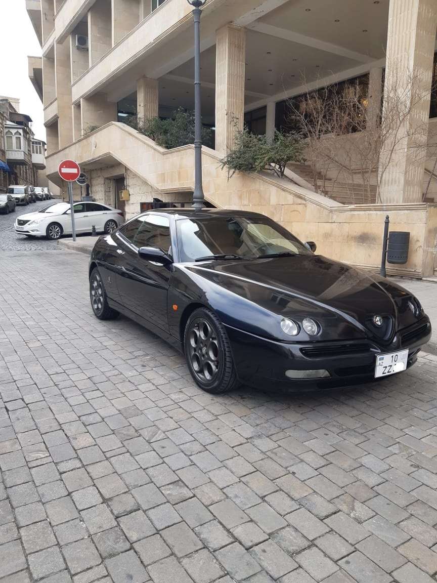 Alfa Romeo GTV 20, 2001 il, 2.0 L, 128 000 km