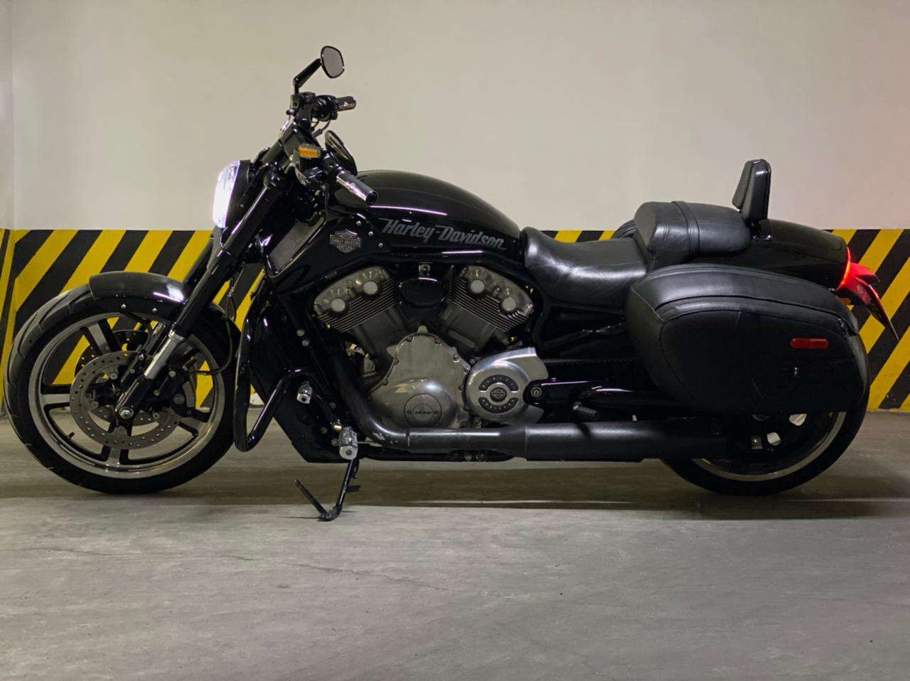 Harley-Davidson VRSCF V-Rod Muscle, 2011 il, 1.3 L, 13 500 km