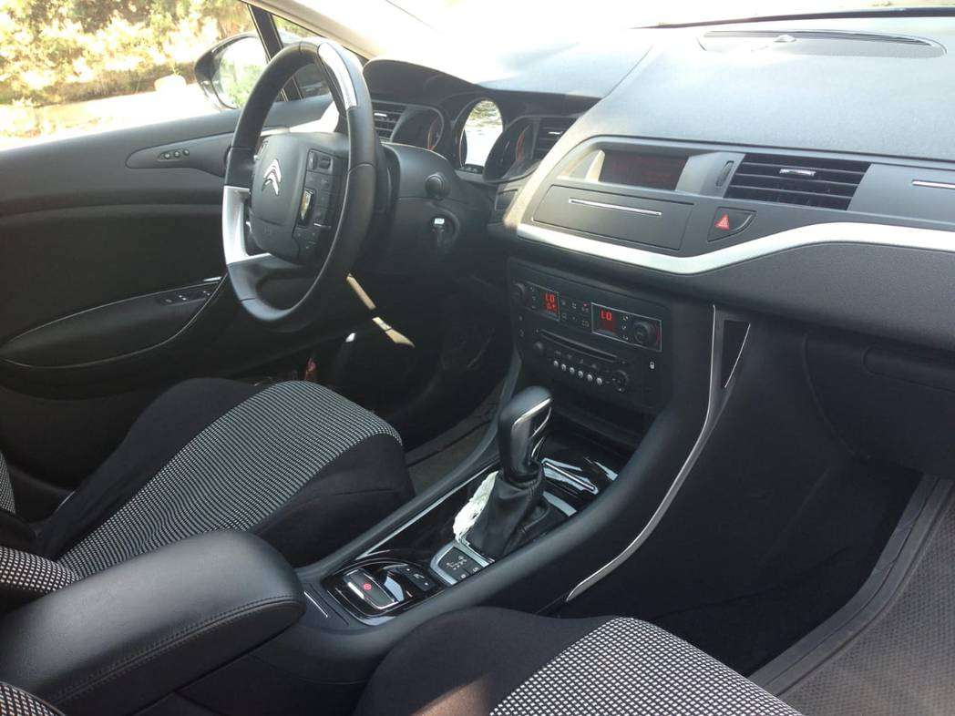 Citroen C5, 2012 il, 1.6 L, 238 821 km