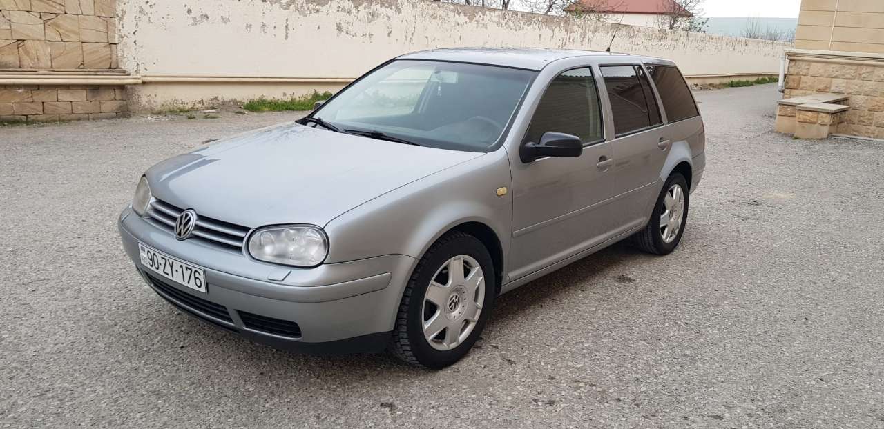 Volkswagen Golf, 2003 il, 2.0 L, 304 000 km