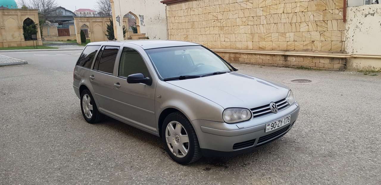 Volkswagen Golf, 2003 il, 2.0 L, 304 000 km
