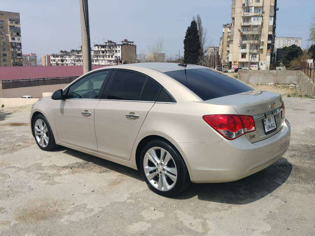 Chevrolet Cruze, 2011 il, 1.4 L, 270 000 km