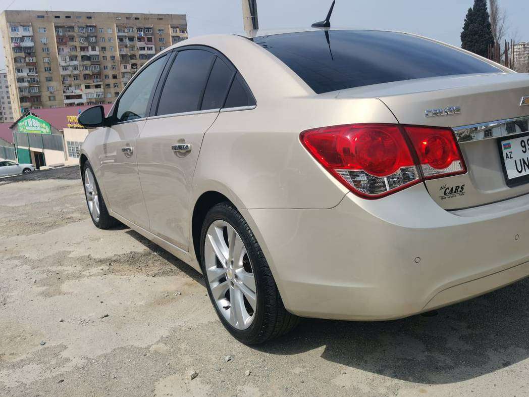 Chevrolet Cruze, 2011 il, 1.4 L, 270 000 km