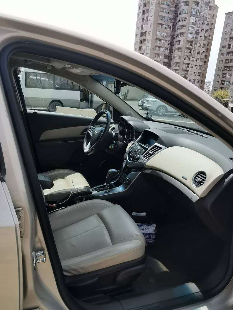 Chevrolet Cruze, 2011 il, 1.4 L, 270 000 km